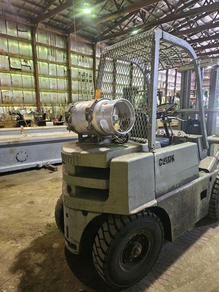 5,000 LB. CLARK CFY50B PROPANE FORKLIFT. STOCK # 0779025