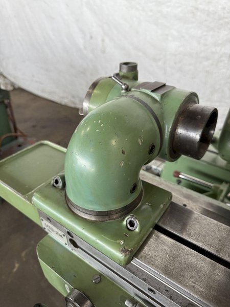 JUNGNER MASKIN US 2305 UNIVERSAL TOOL AND CUTTER GRINDER. STOCK # 0449625.