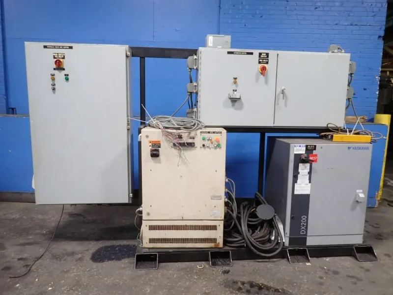 YASKAWA / MOTOMAN ROBOT CONTROL  -  UP20 / DX200