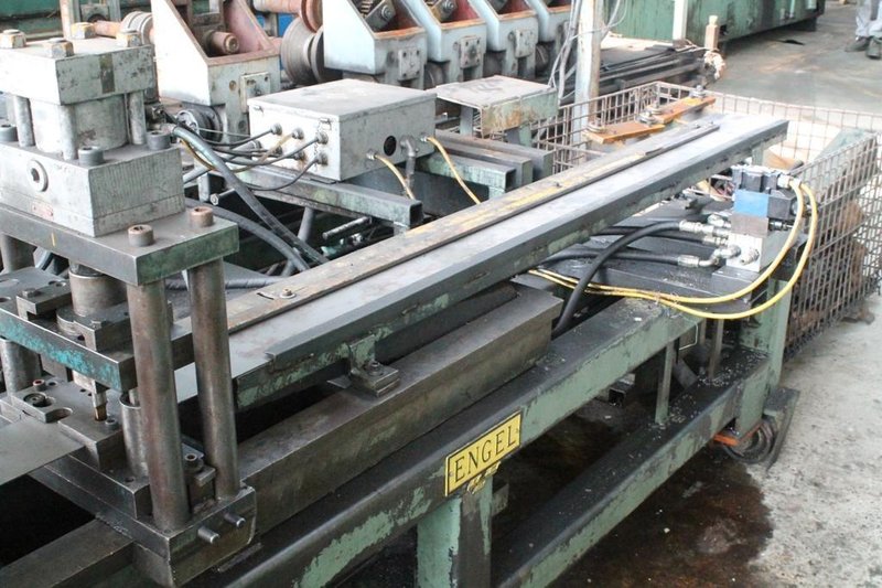 8 STATION ENGLE GANG PUNCH: STOCK 64364