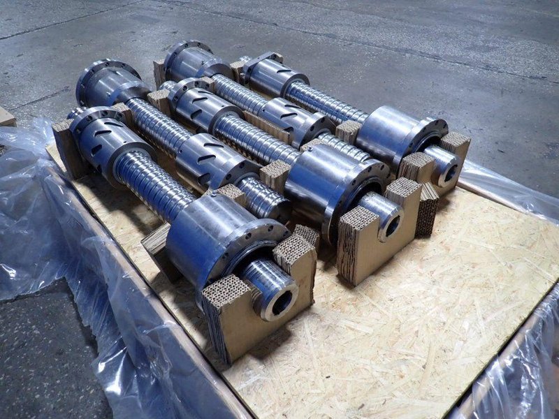 BALL SCREWS