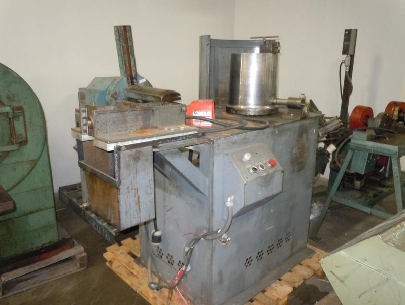 Ferrara 12&quot; Diameter Bull Block