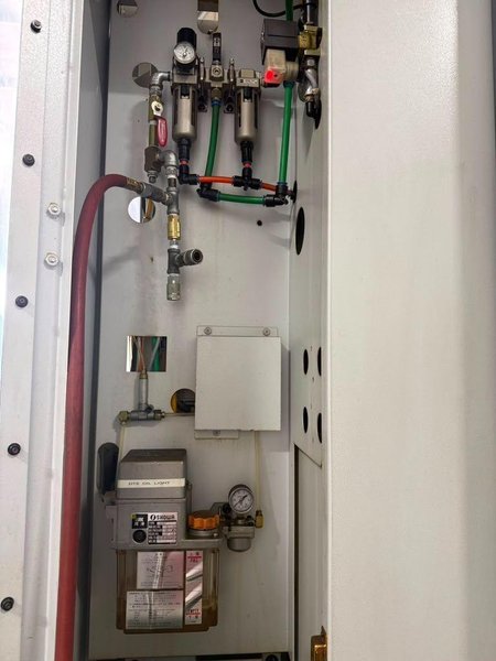 Mori Seiki NV4000 DCG CNC Vertical Machining Center – Pallet Changer Mill