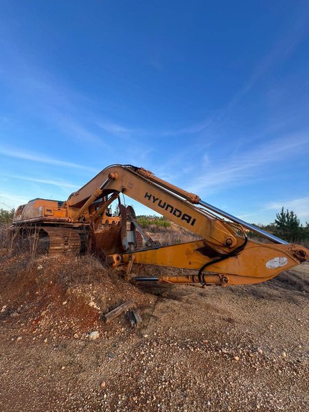 Hyundai Robex 290LC-3 Excavator, 1992