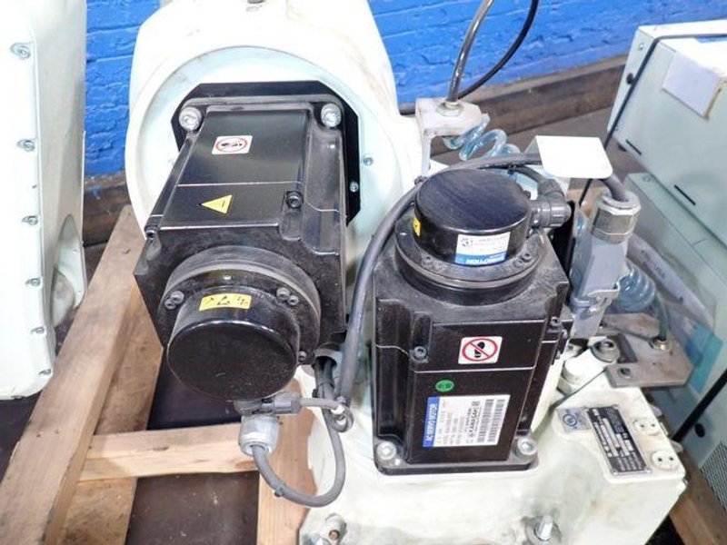 Kawasaki 10 Kg Robot - Rs010la