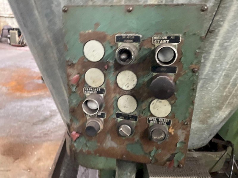 8 SPINDLE NATCO HOLESTEEL MODEL #C3B-1291 HEAVY DUTY MUTLI SPINDLE DRILLING MACHINE: YOBRO #25917