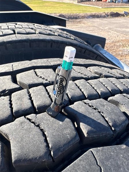 2020 Freightliner Cascadia 1FUJHHDVXLLLC1679