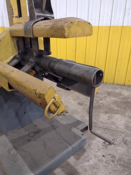 2500 LB X 24&quot; AMERICAN MODEL 60 COIL REEL UNCOILER: YOBRO #23909