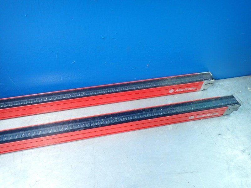 Allen-bradley Light Curtain Pair - 450l-e4fl1950yd