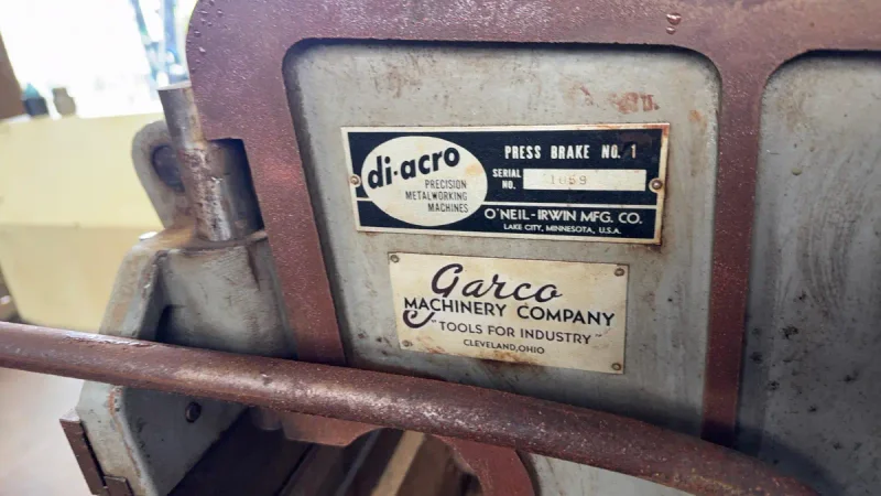 DIACRO MODEL #1 HAND OPERATED PRESS BRAKE: YOBRO #24962