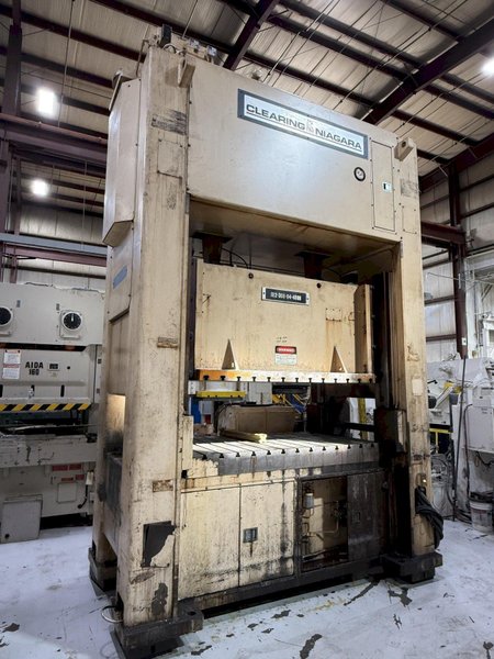 300 ton Clearing Niagara Straight Side Press For Sale Model SE2-300-84-48UH, Year 1995