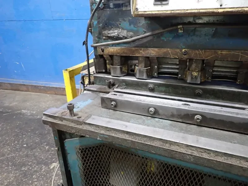 AMADA 53" SHEAR  -  S-1232
