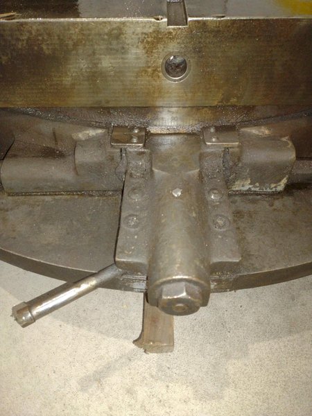 36&quot; X 36&quot; LUCAS T SLOTTED PNEUMATIC AIR LIFT ROTARY TABLE: STOCK 18366