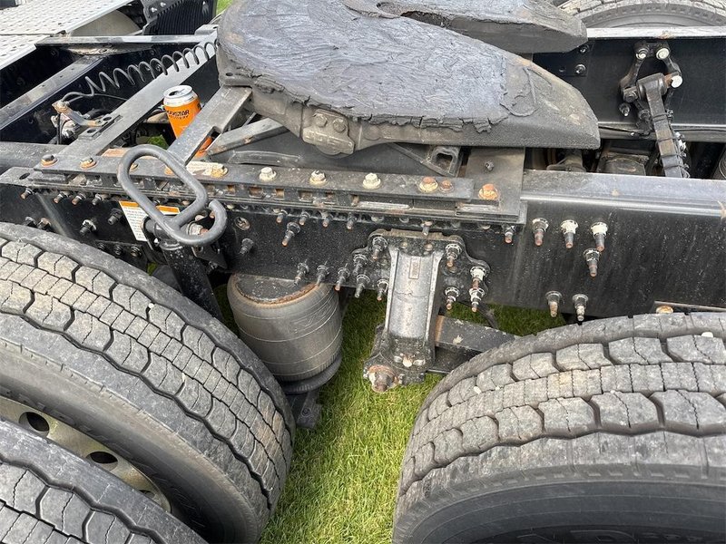 2018 Volvo VNL64T780 4V4NC9EH5JN968958