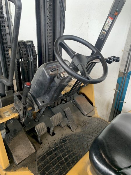10,000 LB CATERPILLAR GC45KSWB FORKLIFT. STOCK #0890724.
