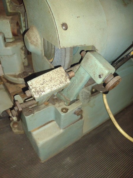 BLACK DIAMOND TOOL SHARPENER GRINDER : YOBRO 24540