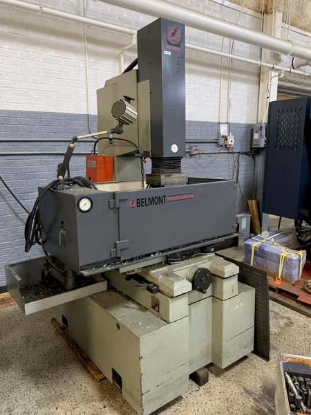 Belmont Maxicut 75 amp EDM Machine, s/n 97FB23604, with System 3R Tooling