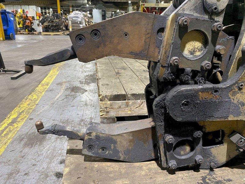 CENTERLINE CRSPIE-220-06534 Pinch-Type Weld Gun USED