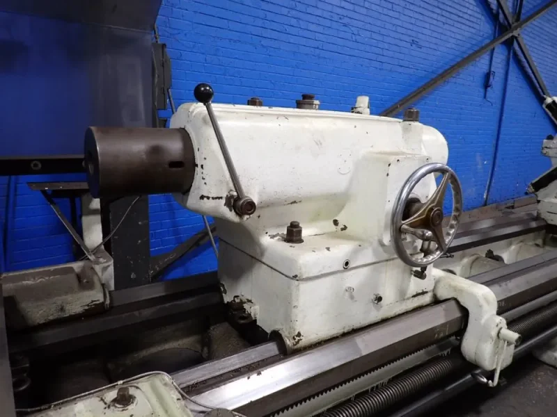 THE AMERICAN TOOL WORKS CO 28" x 132" LATHE  -  J