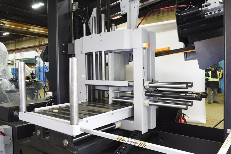 NEW 32"H x 32"W HYD-MECH H-32A AUTOMATIC HORIZONTAL BAND SAW