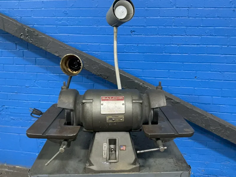 BALDOR PEDESTAL GRINDER-BUFFER   -  522