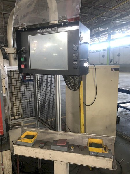175 TON X 10' CINCINNATI MODEL #175-FMII FORM MASTER HYDRAULIC CNC PRESS BRAKE WITH UPGRADED TOUCHSCREEN CONTROLS. STOCK # 1801620