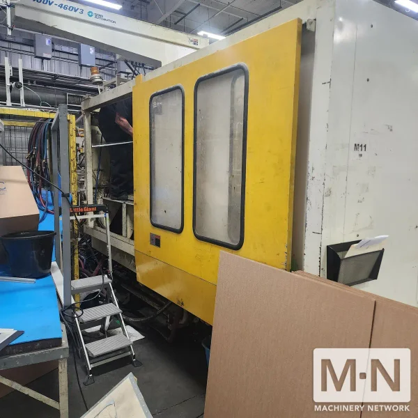 720 TON 126 OZ TOSHIBA MODEL ISGT720V21-59B  INJECTION MOLDING MACHINE MFG 2003