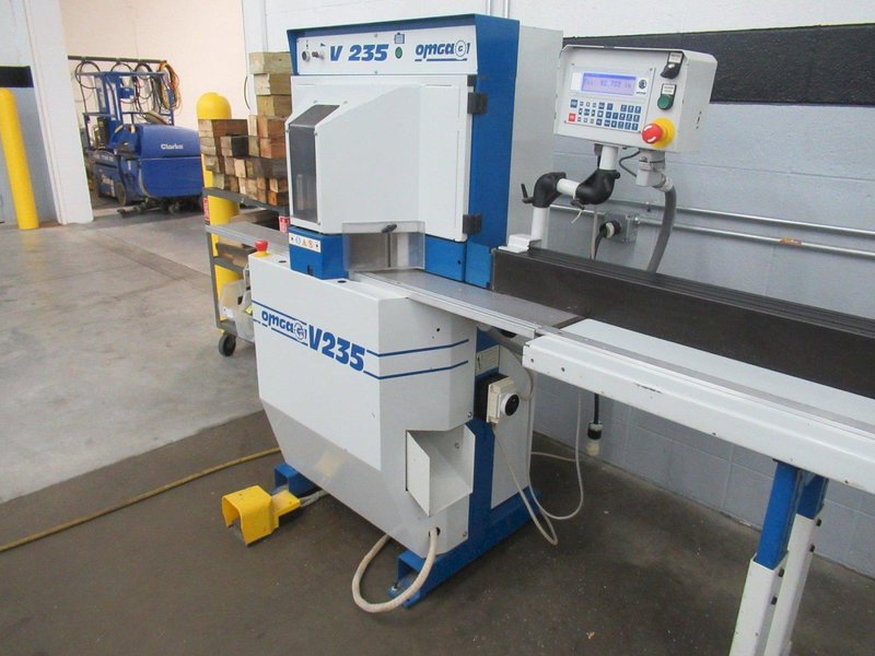 OMGA V235FNC Double Mitre Circular Saw, 90 Degree Fixed, FP2000 Programmable Work Stop, 350mm Blade