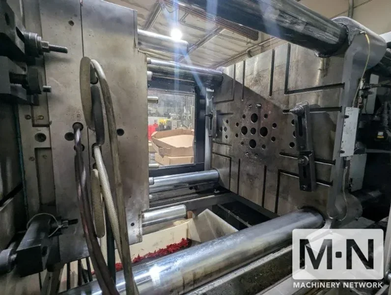 500 TON 68 OZ TOYO MODEL Si-500V ELECTRIC INJECTION MOLDING MACHINE MFG 2012