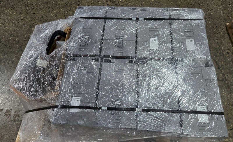 VERTIV LEIBERT EXM 3 PHASE AC UPS W/ ELPM182-00002 BATTERIES USED