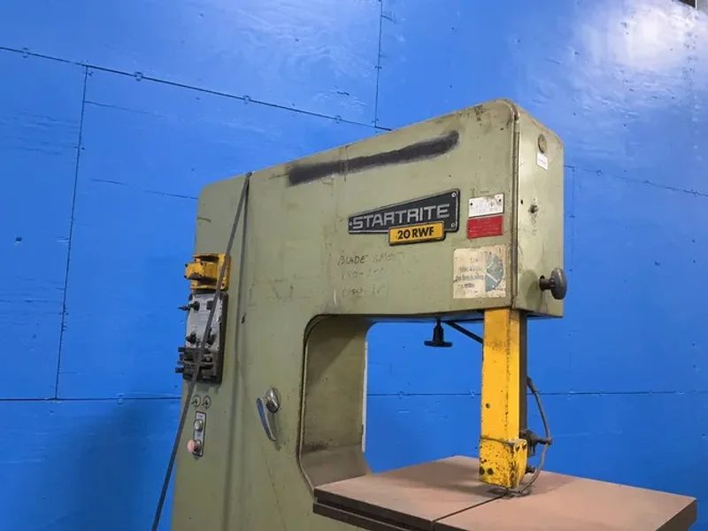 STARTRITE 21” X 21” VERTICAL BAND SAW   -  BRO.25