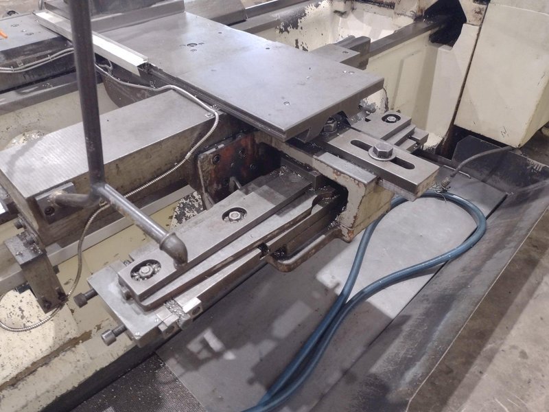 TOS MODEL #SUS-80 ENGINE LATHE : YOBRO 25404