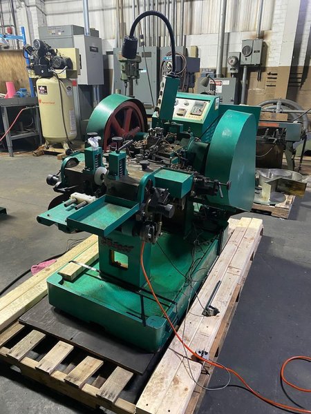 1/8&quot; Shanghai Wuling Model SD-30 Bi-Metal Contact Heading Machine