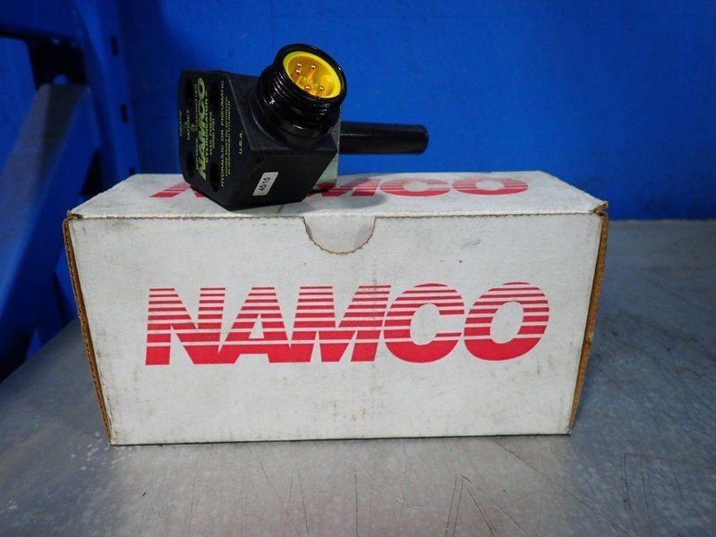 NAMCO CONTROLS 3000 PSI CYLINDICATOR PROXIMITY SENSOR  -  EE210-38780