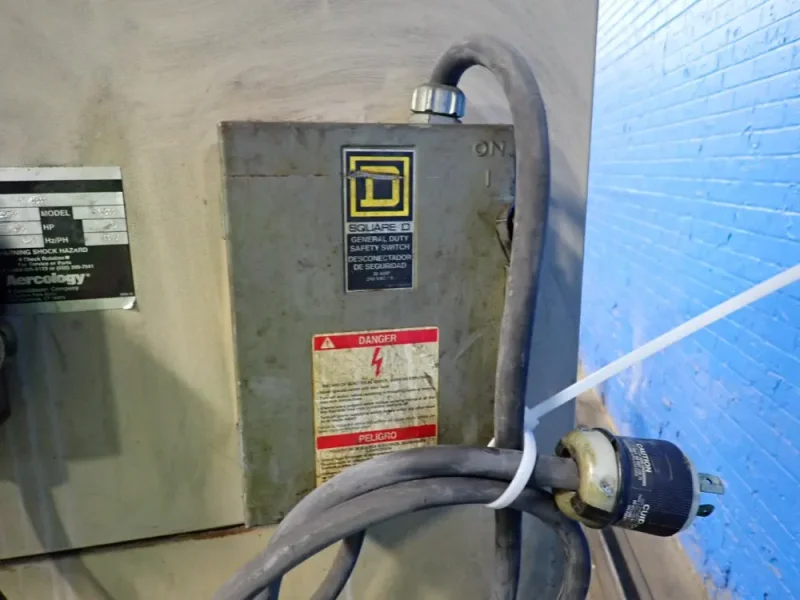 AERCOLOGY DUST COLLECTOR   -  IM1500