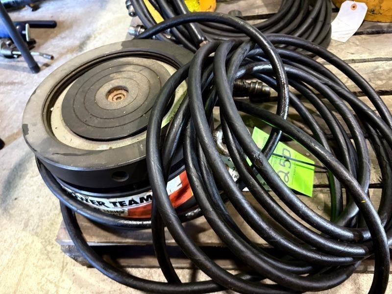 250 TON POWER TEAM MODEL #RCCC24SP HYDRAULIC RAM CYLINDER, WITH TILT COLLAR: STOCK # 22993