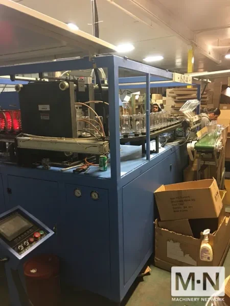 4 HEAD JUNSUN MACHINERY MODEL JS-J2L-4A 2 STAGE BLOW MOLDING MACHINERY MFG 2017