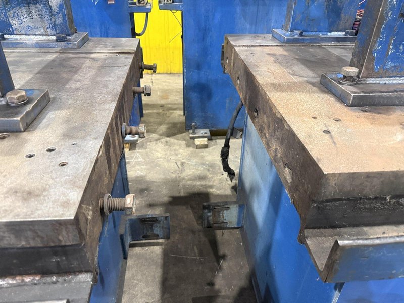 16 STAND x 3" X 18" ROLL SPACE BRADBURY MODEL #430 U-JOINT DRIVE ROLLFORMER: YOBRO #25254