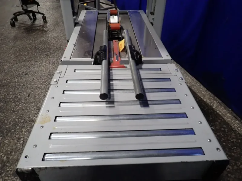 3M - X 21.5" X 24.5" / 85 LBS CASE SEALING SYSTEM  -  700R