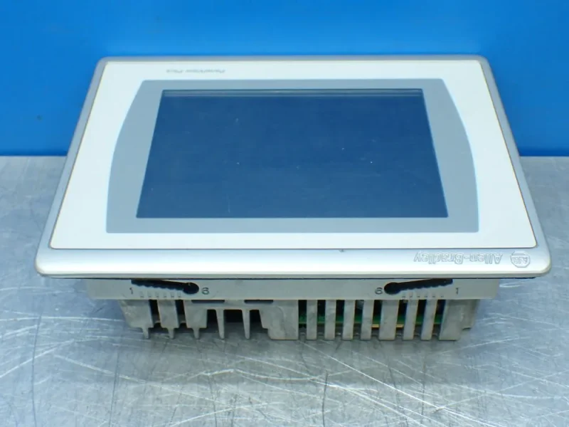 ALLEN-BRADLEY PANELVIEW PLUS 7 OPERATOR PANEL  -  2711P-T7C22D9P