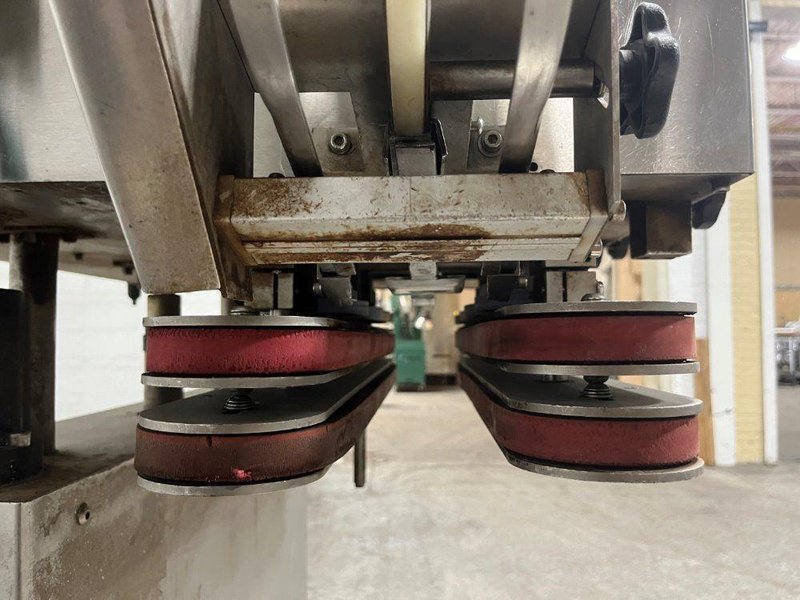 CVC INLINE CAPPER  -  UCAP150-S016