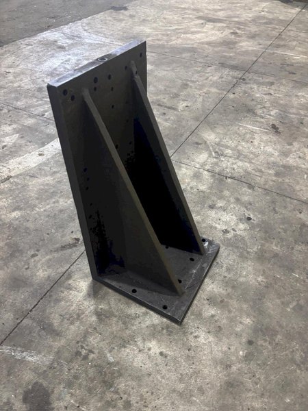 (2) 18&quot; X 18&quot; X 36&quot; X ANGLE PLATES:YOBRO #24037