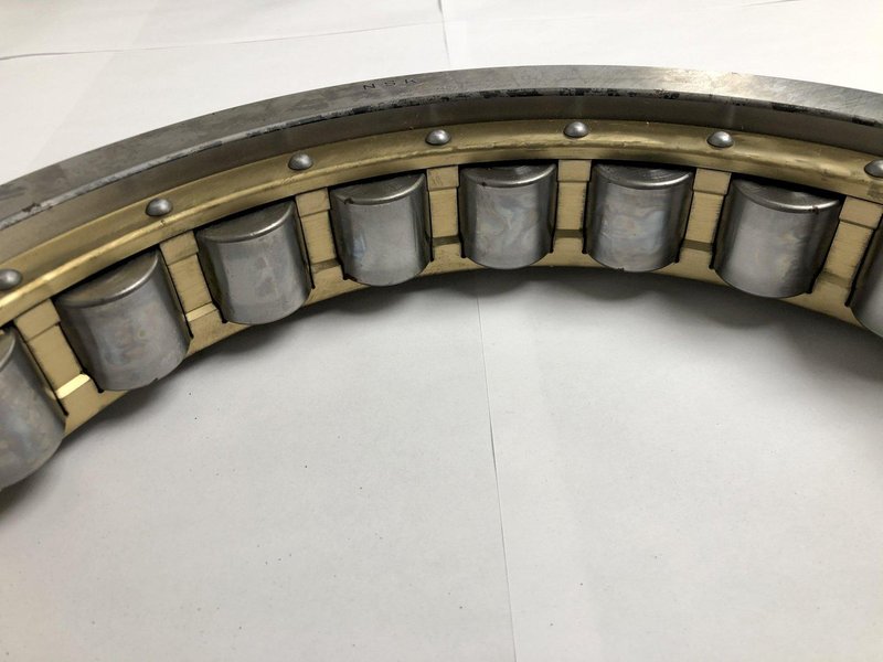 NSK RC-25 MODEL NU1052 COMPLETE CYNDRICAL BEARING: STOCK #14297