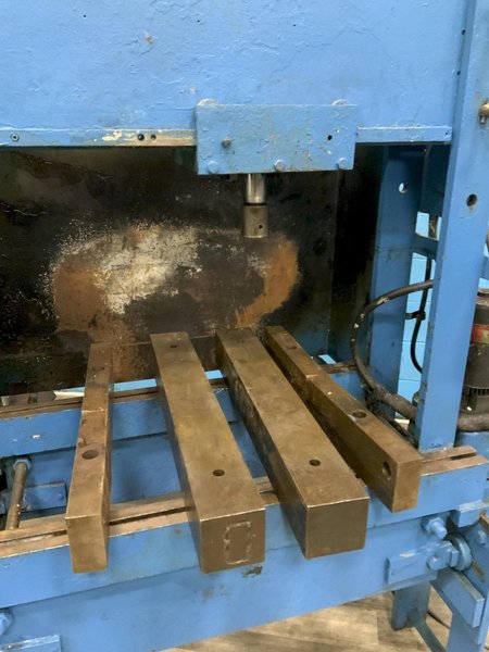 50 TON OTC HYDRAULIC TRAVELING BED H-FRAME PRESS: STOCK #80782