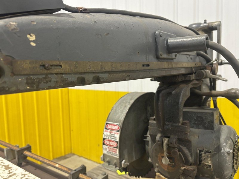 5 HP DEWALT MODEL GE RADIAL ARM SAW: STOCK #22926