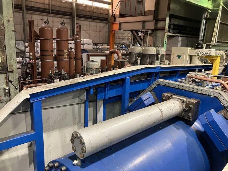 Extrusion Press, SMS, 1450 Ton