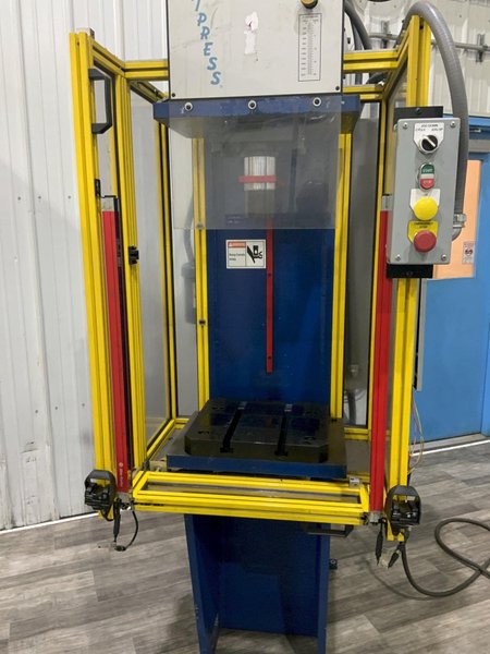20 TON DENISON C FRAME HYDRAULIC PRESS: STOCK #81212