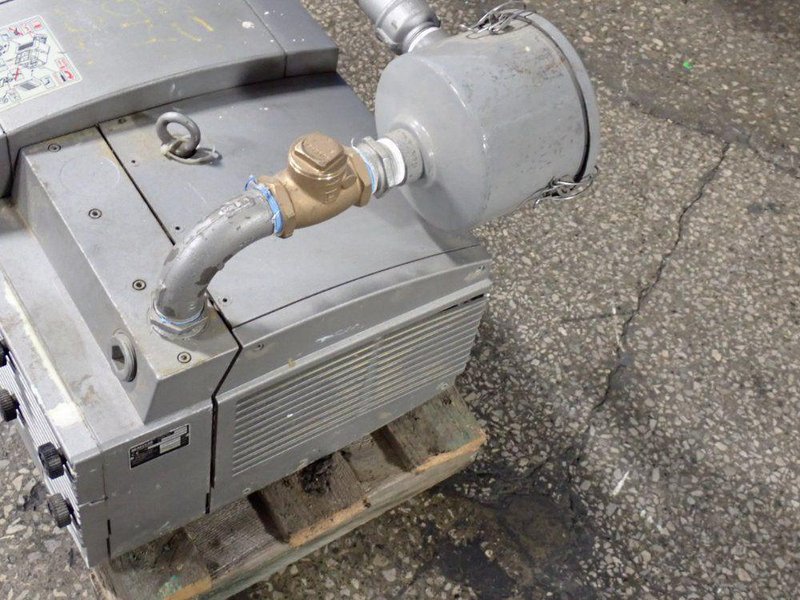 BECKER VACUUM PUMP  -  REICH VP140