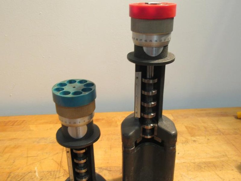 Cadillac Pla-Chek &amp; HG6 Height Stands 1 W/ 6" Riser- Auction Item