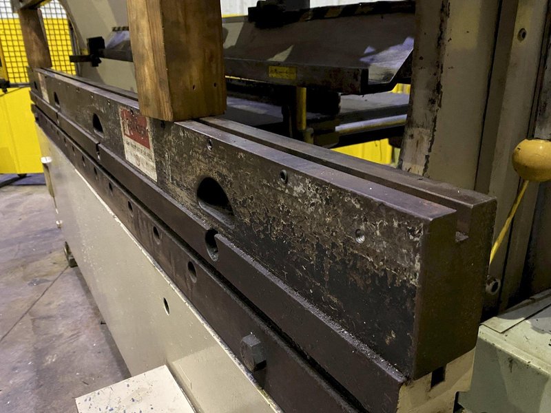 90 TON X 8' CINCINNATI MODEL #90CBx6 HYDRAULIC CNC PRESS BRAKE: STOCK #17093